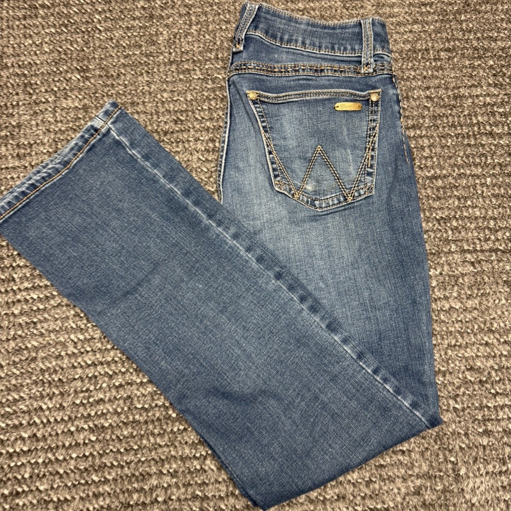 Wrangler Womens Bootcut Jeans Size 9/10 x 32 Blue Denim‎ Medium Wash Stretch